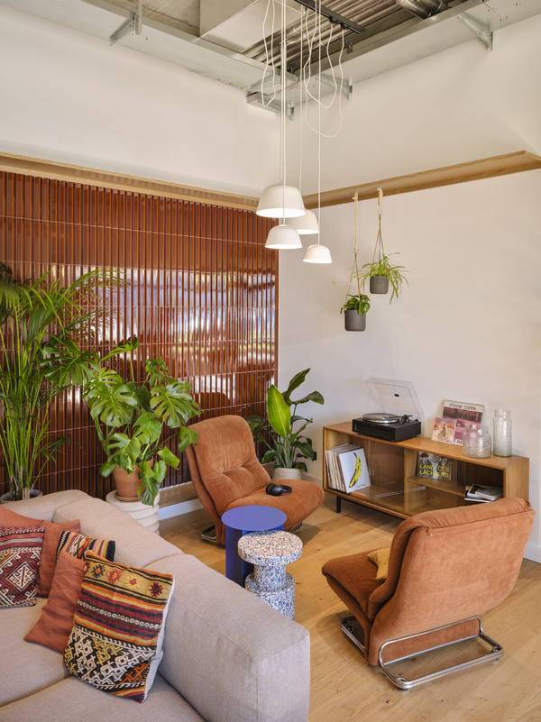 LOFT